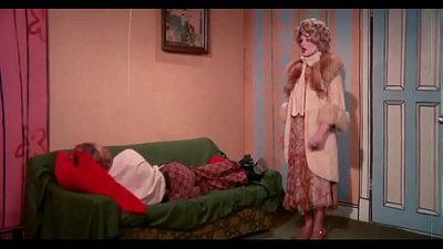 erotika iray minitra miaraka amin'ny firaisana amin'ny tantara an-tsary (1972)