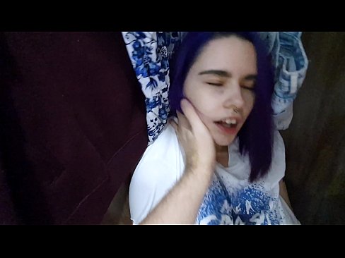 ❤️ Nahita ny rahavaviko tao amin'ny efi-tranonao ary nanampy azy hisotro ❌ Voasary vetaveta fotsiny amin'ny mg.com-porn-mz.ru ☑